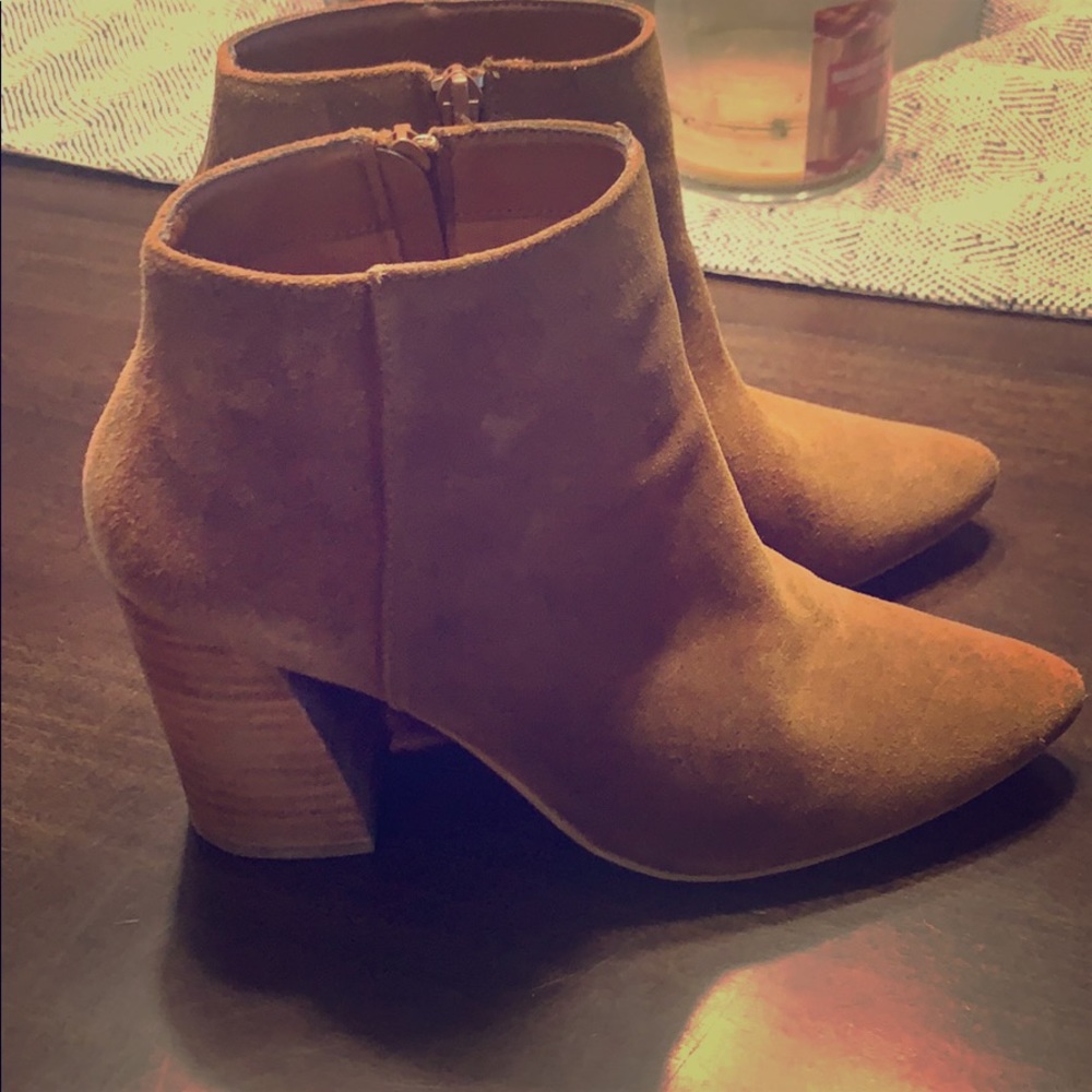 Steve Madden booties size 7.5